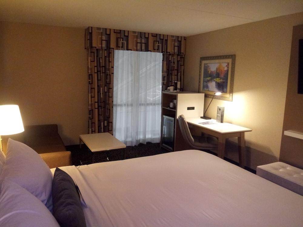 Wyndham Garden Conference Center Champaign - Urbana Ξενοδοχείο Εξωτερικό φωτογραφία