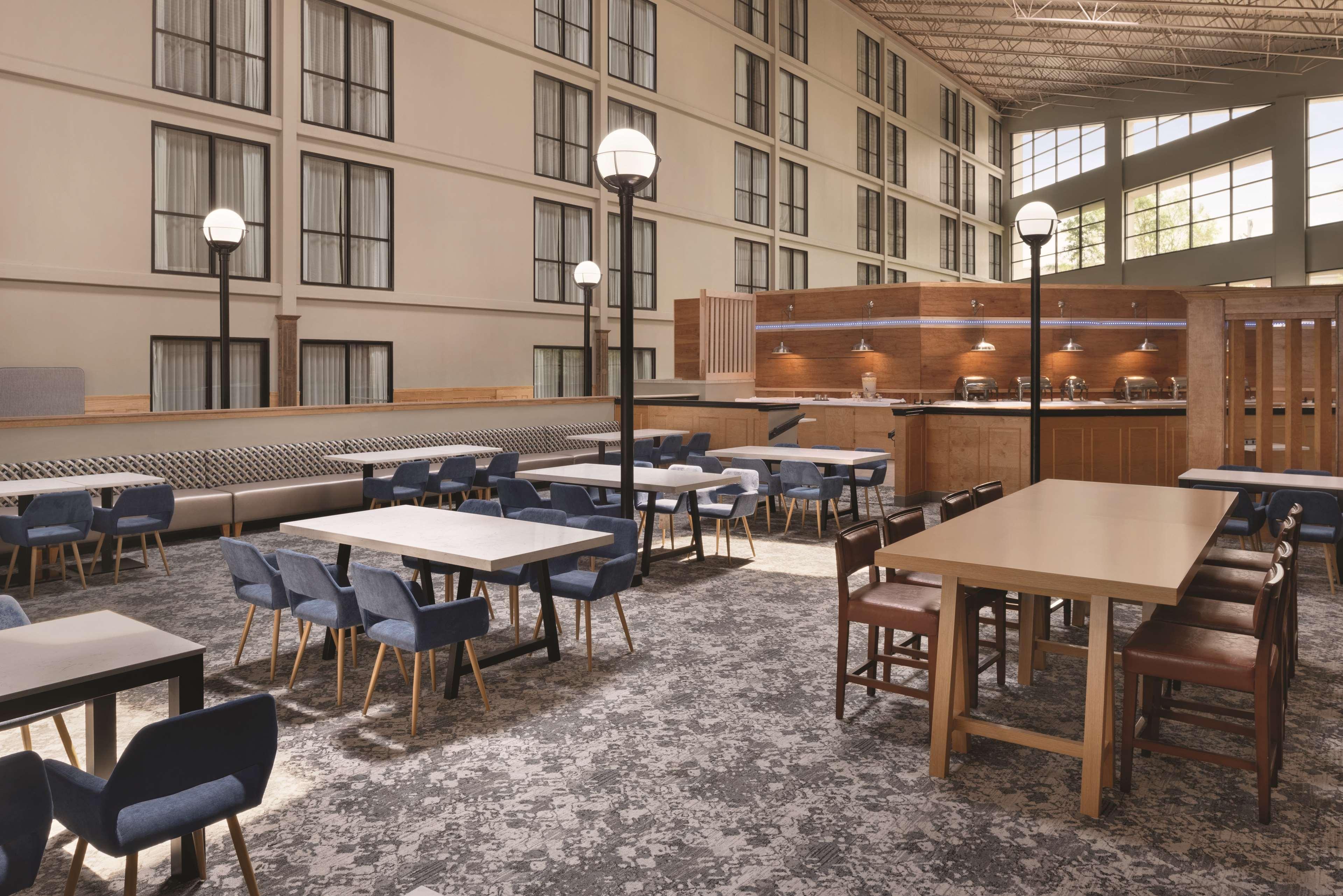 Wyndham Garden Conference Center Champaign - Urbana Ξενοδοχείο Εξωτερικό φωτογραφία