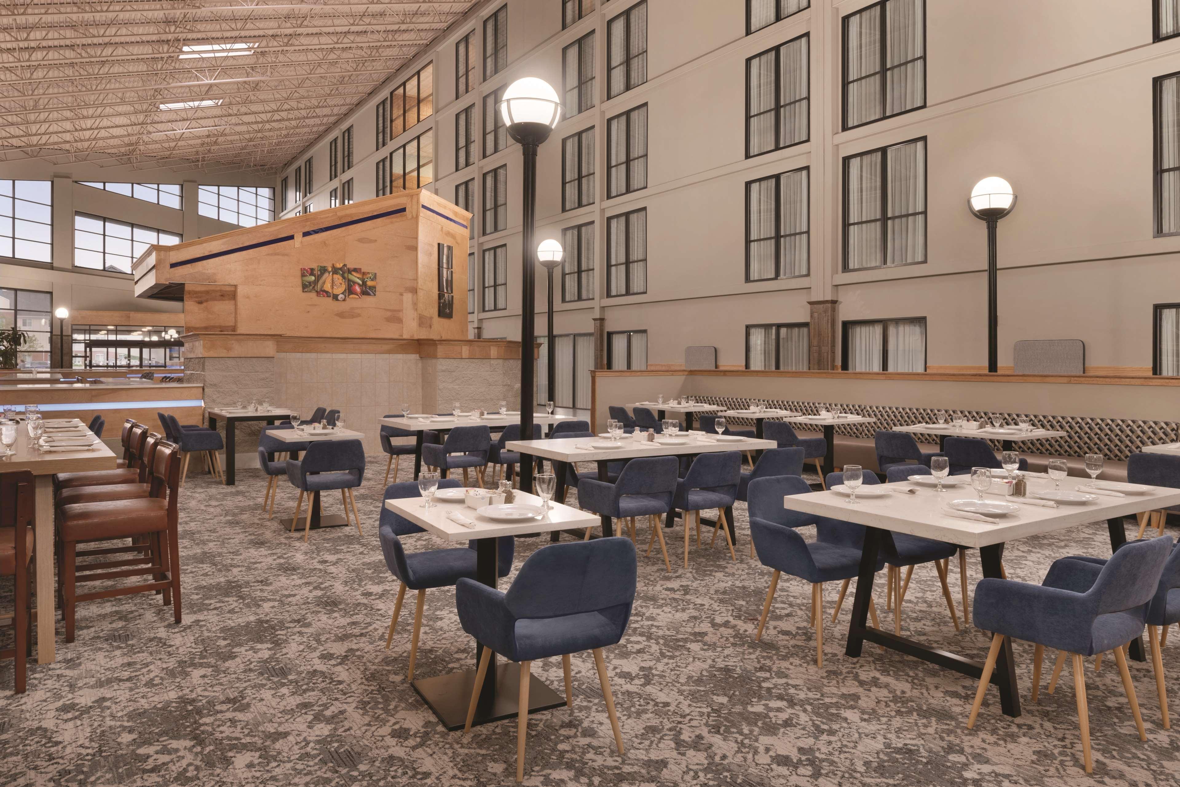 Wyndham Garden Conference Center Champaign - Urbana Ξενοδοχείο Εξωτερικό φωτογραφία