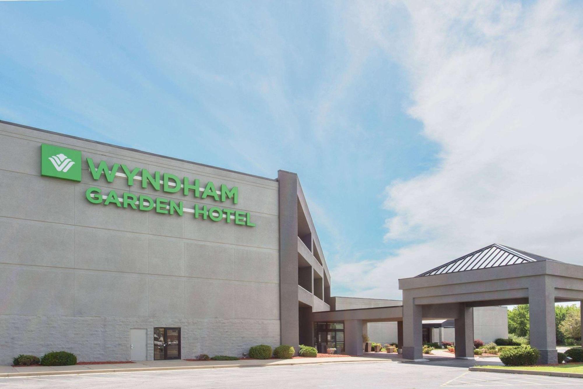 Wyndham Garden Conference Center Champaign - Urbana Ξενοδοχείο Εξωτερικό φωτογραφία