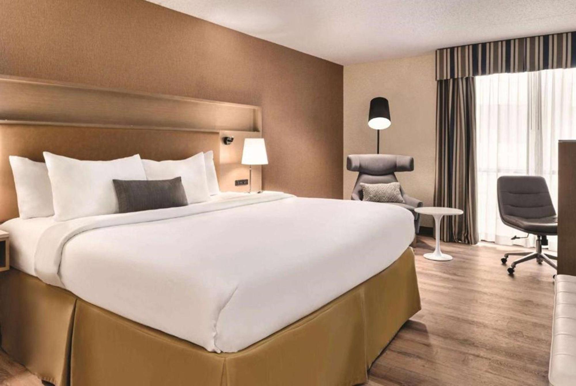 Wyndham Garden Conference Center Champaign - Urbana Ξενοδοχείο Εξωτερικό φωτογραφία